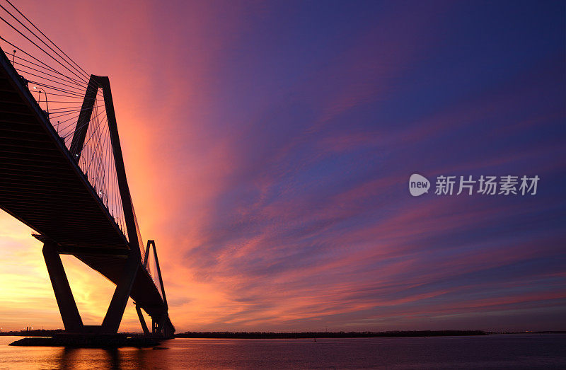 Arthur Ravenel Jr Bridge Charleston。